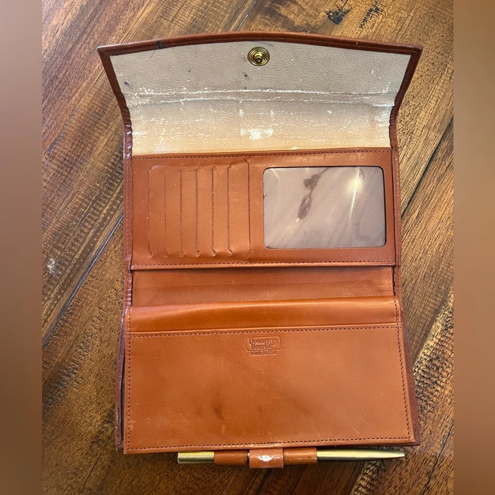 *Vintage* Dooney & Bourke | Dillen Continental Checkbook Wallet